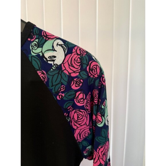 Women’s LulaRoe Disney Mickey  Randy Knit Top 3/4 Sleeve Size Small - Picture 3 of 6